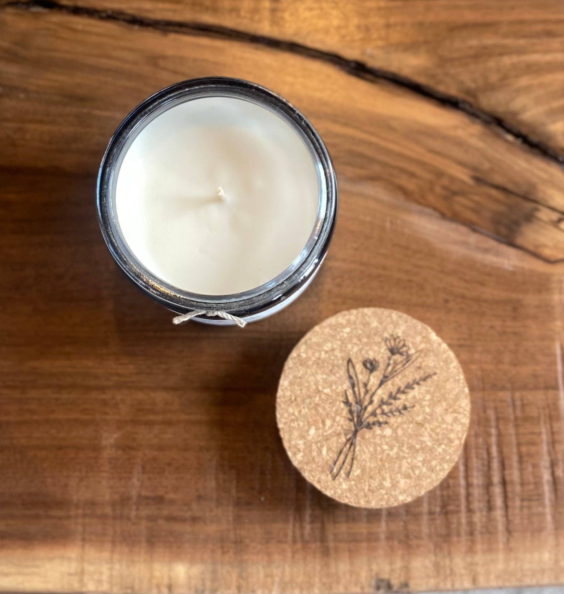 Midnight Daisy | Soy Candle
