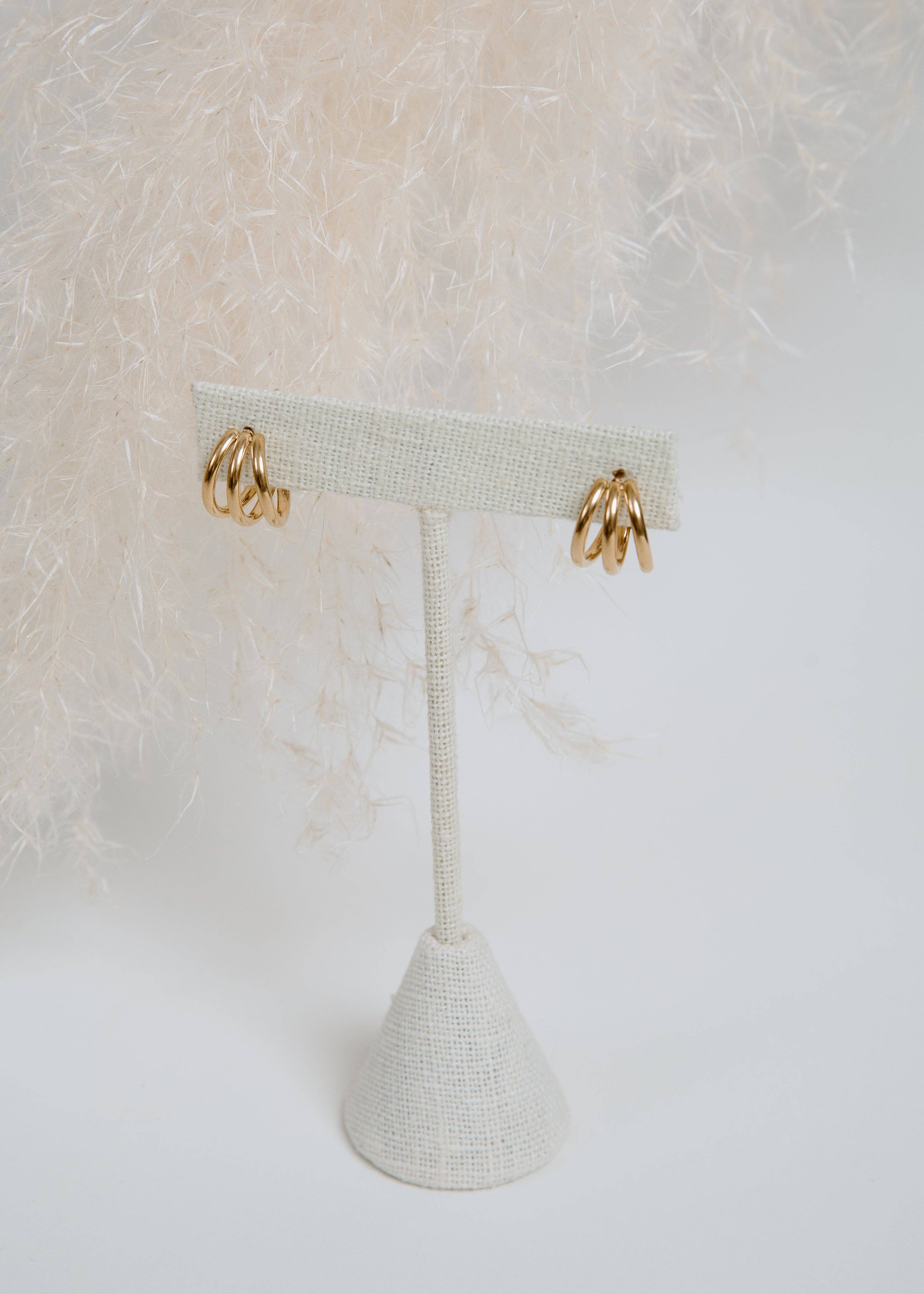 Eden Huggie Earring- Gold